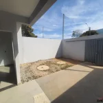 Vendo duas casas em blindex tipo caixote com 71,73m² 2 qto. lote 180m²