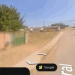 Área de terreno sendo 3 lotes juntos 900m² com uma casa