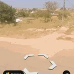 Área de terreno sendo 3 lotes juntos 900m² com uma casa