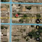 Área de terreno sendo 3 lotes juntos 900m² com uma casa