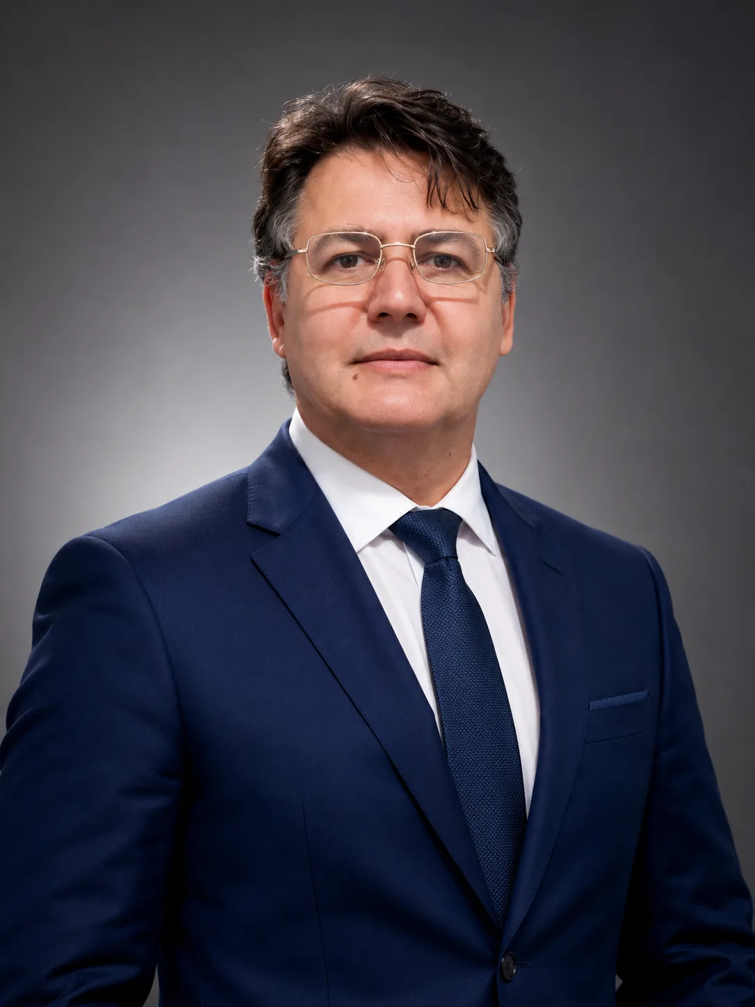 Luciano DelCarlos, corretor e avaliador de imóveis
